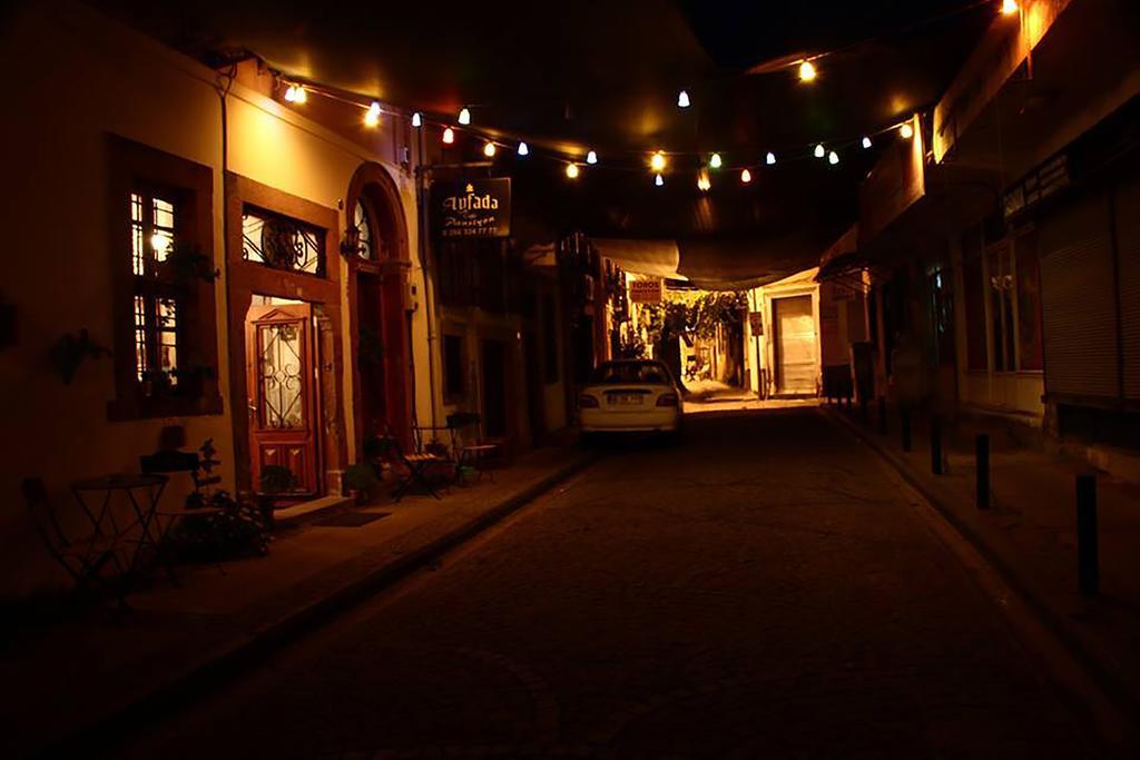 Ayfada Cafe & Pension Ayvalı エクステリア 写真
