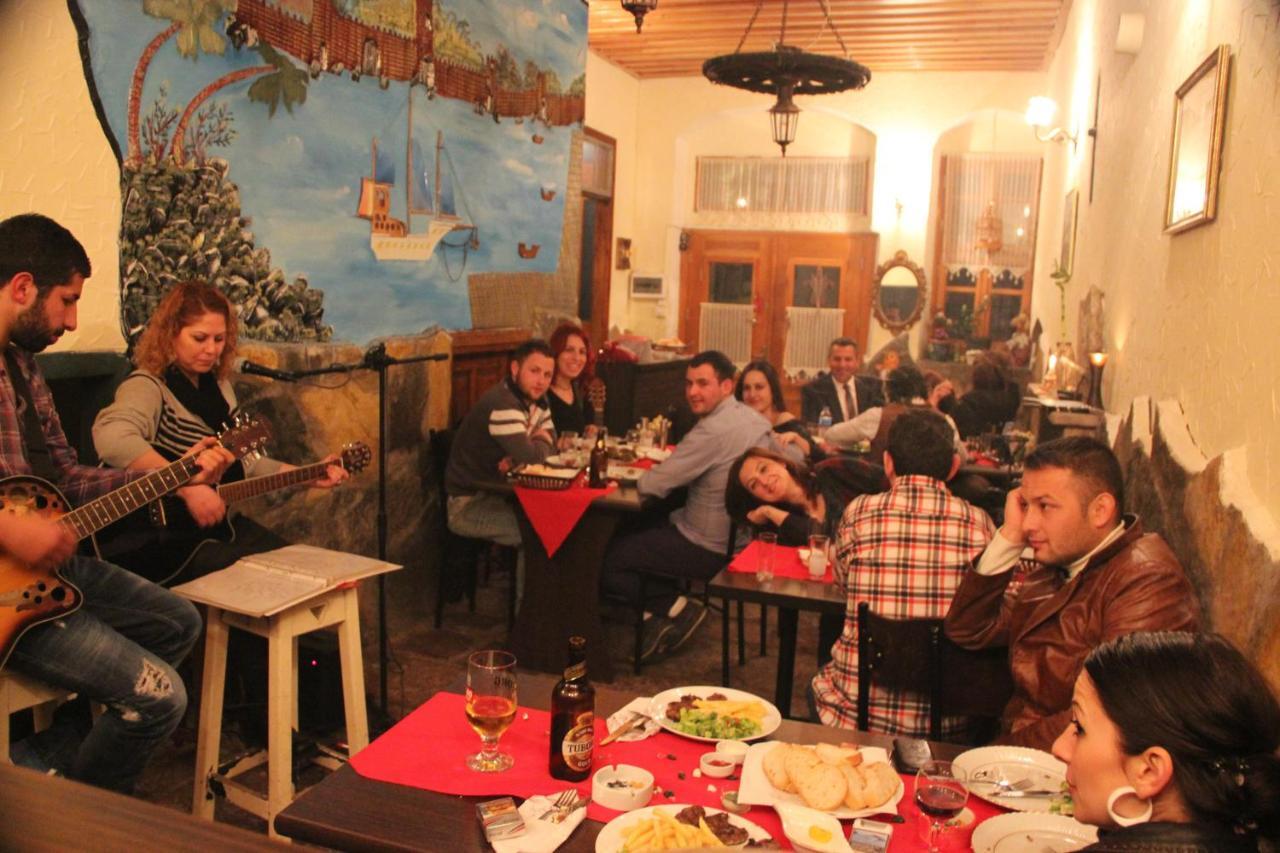 Ayfada Cafe & Pension Ayvalı エクステリア 写真